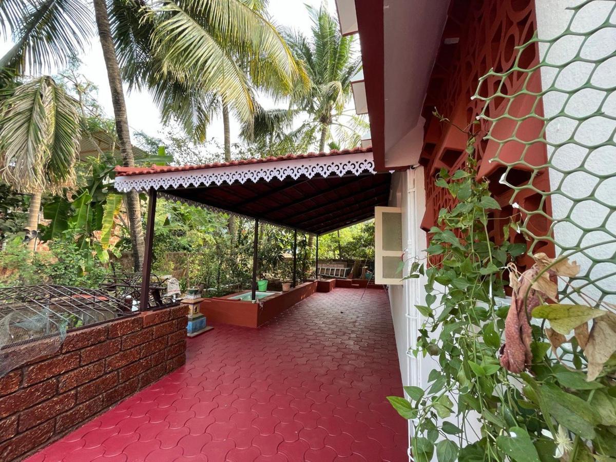 Gayatri Homestay Ratnāgiri Exterior foto