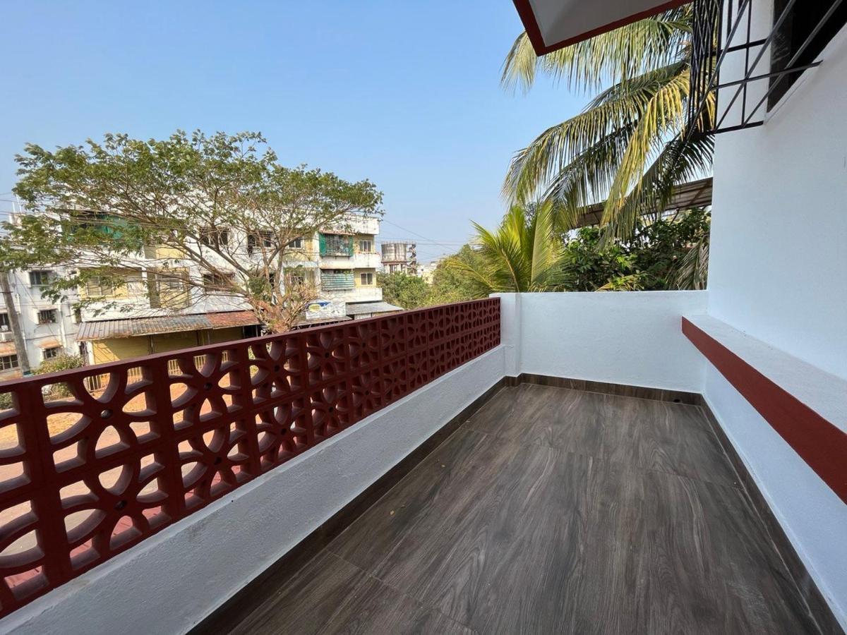 Gayatri Homestay Ratnāgiri Exterior foto