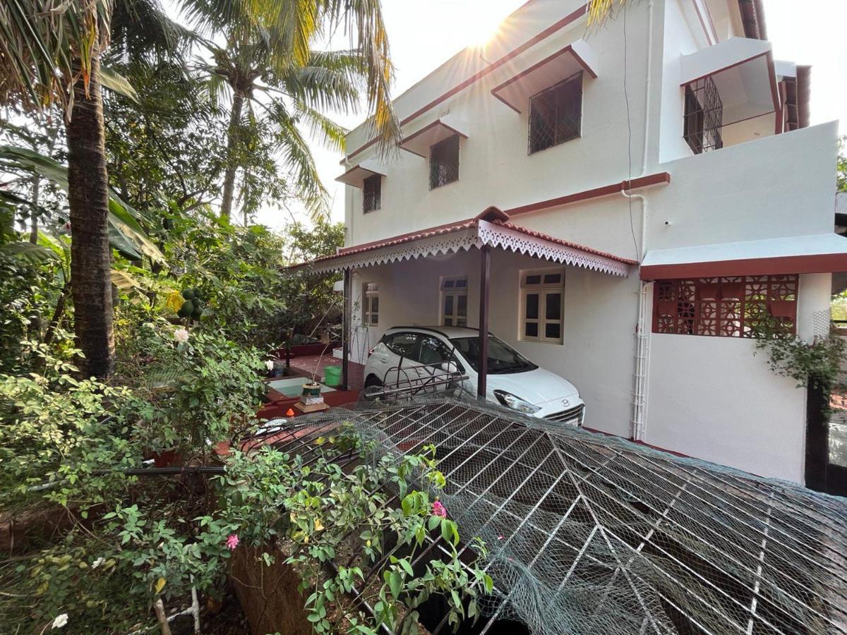 Gayatri Homestay Ratnāgiri Exterior foto