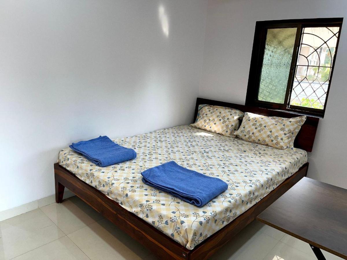 Gayatri Homestay Ratnāgiri Exterior foto